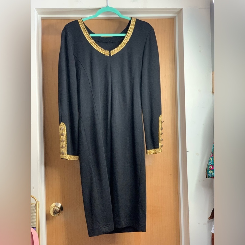 Adrienne Vittadini Black Dress with Gold Trim. Size-12. Old Money - Picture 4 of 4